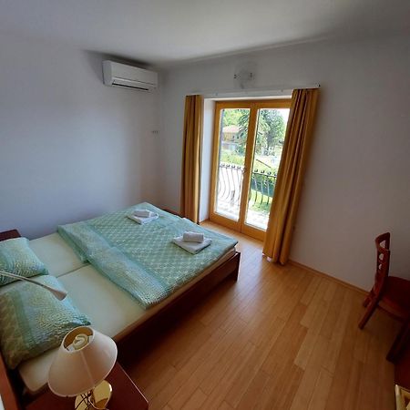 Apartmaji Fizine Portorož Zimmer foto
