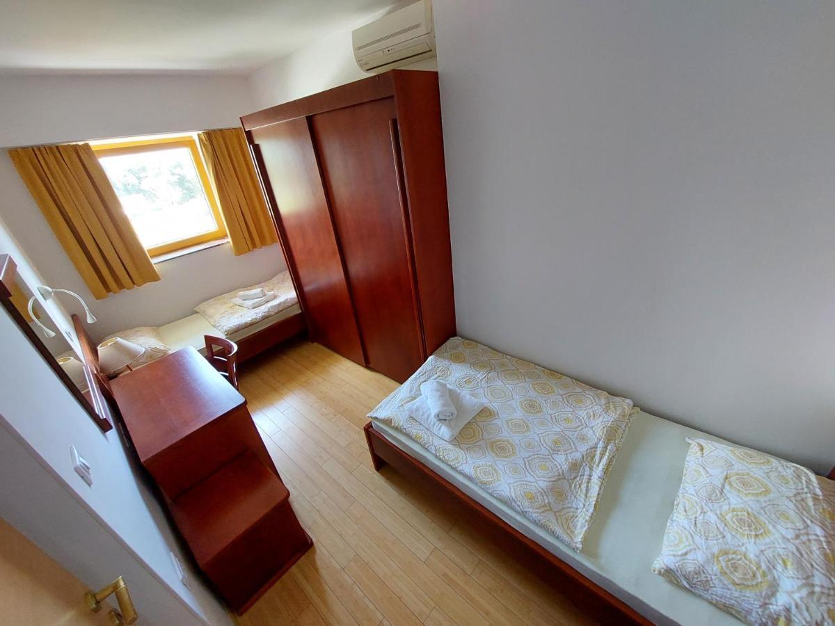 Apartmaji Fizine Portorož Exterior foto