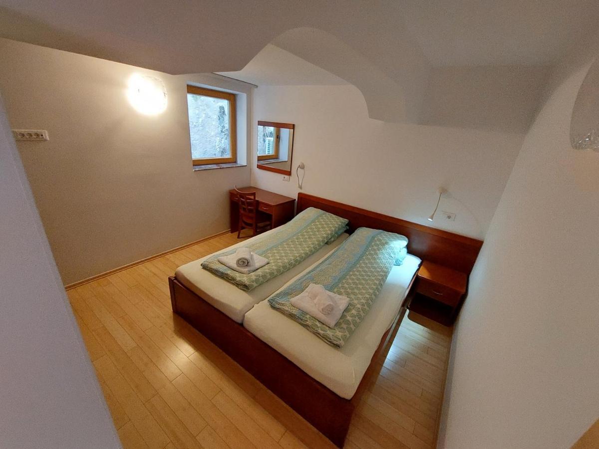 Apartmaji Fizine Portorož Exterior foto