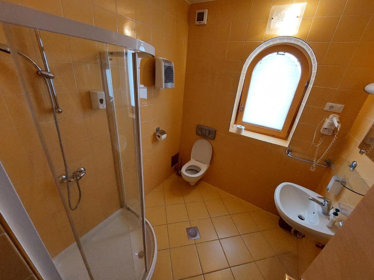 Apartmaji Fizine Portorož Exterior foto